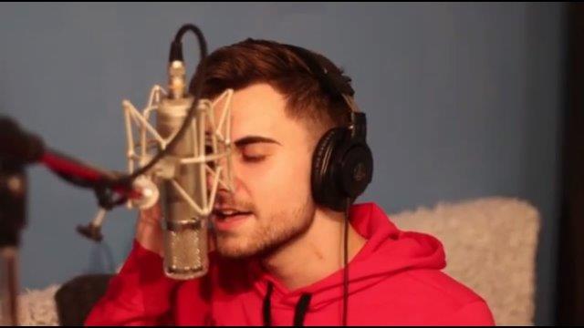 Gašper Kušar s pesmico Vračam se domov